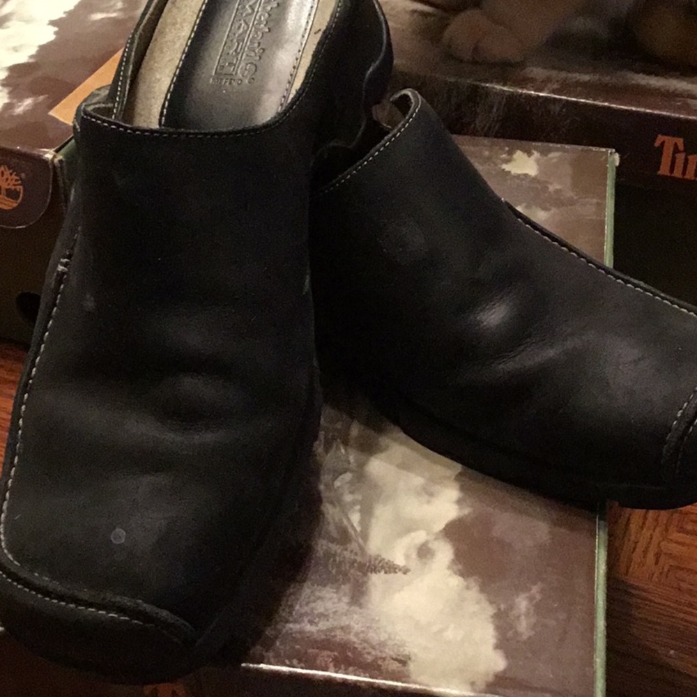 Timberland black “suede” all weather clogs 10m